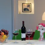 Apartment Outlet