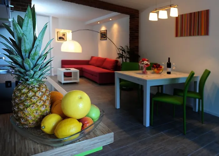 Apartment Outlet
